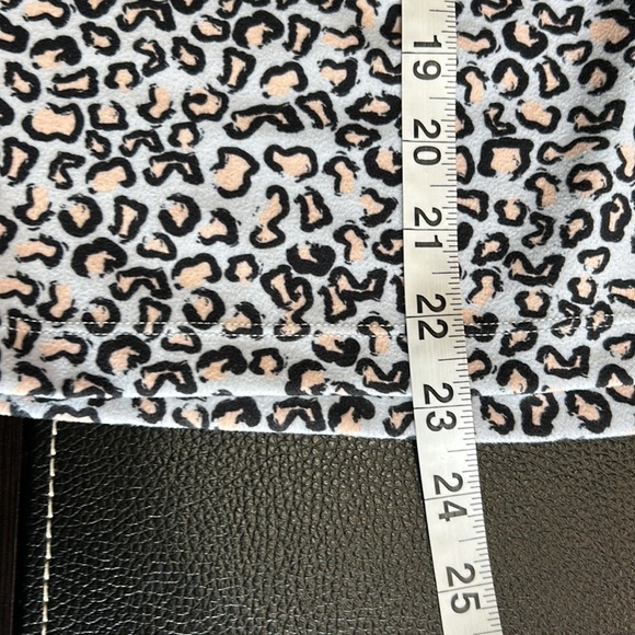 Varley Tank Top Vidora Vest Sleeveless Leopard Printed Sports Shirt Athletic M - Picture 11 of 11